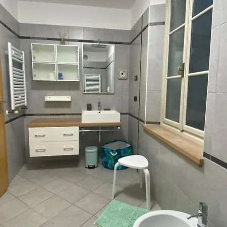 Piano B Guest house *